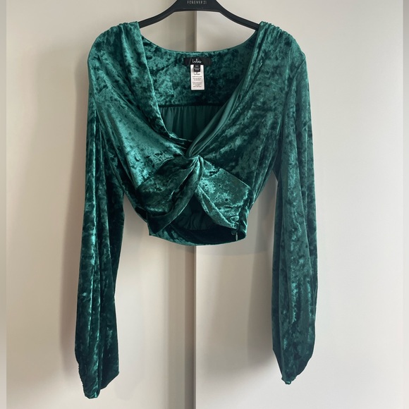 Festive Find Emerald Green Crushed Velvet Twist-Front Crop Top - Like New - Picture 3 of 5